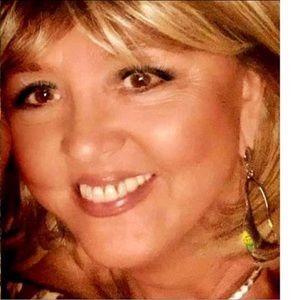 Meet your Posher, Gwen